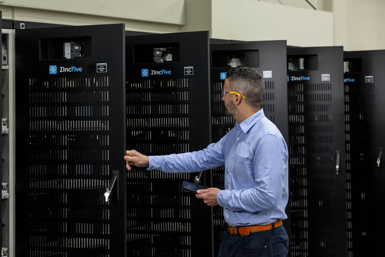 CI-Making-the-most-of-your-modular-data-center-power-system